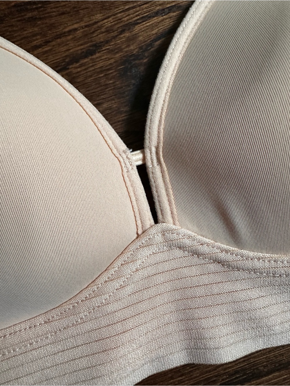 Lively Wireless bralette, size 32B - Picture 4 of 5
